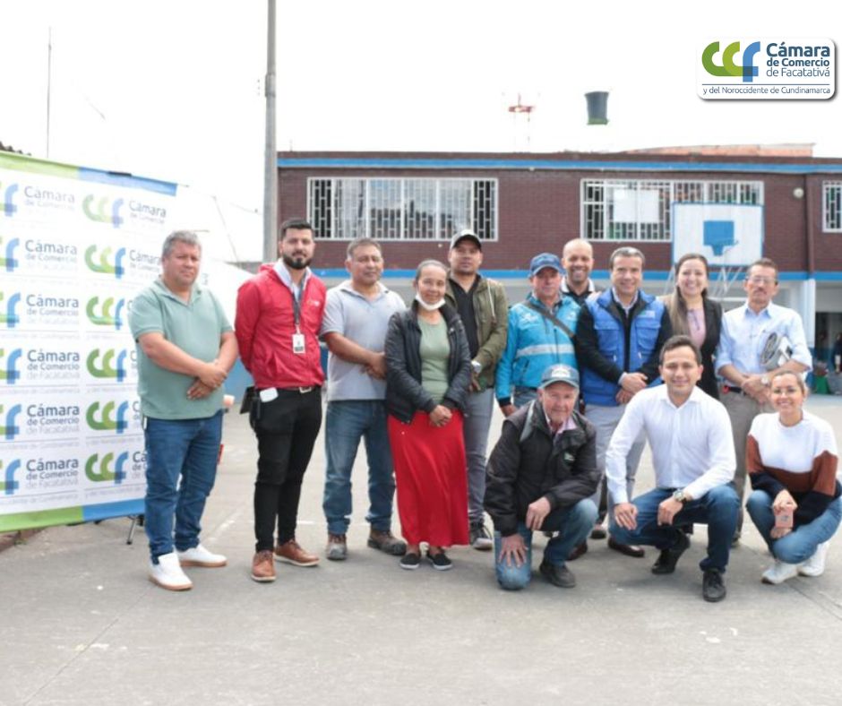 COMERCIANTES DEL BARRIO EL SOSIEGO DEL MUNICIPIO DE MADRID BENEFICIADOS CON EL PROGRAMA DE ALARMAS COMUNITARIAS (1) 28.11.22